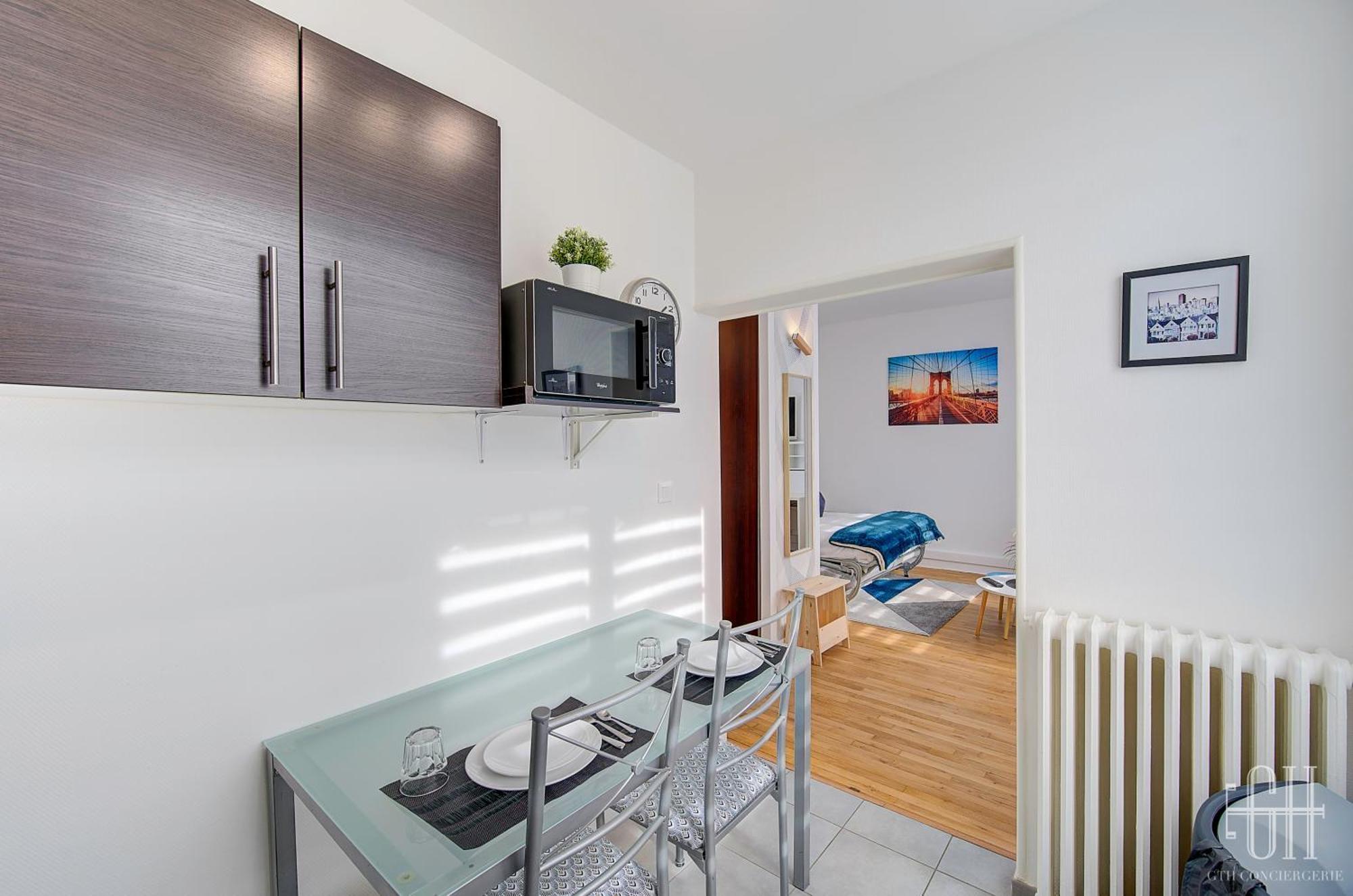 Nemesia - Proche Gare Apartment Saint-Pierre-des-Corps Exterior photo